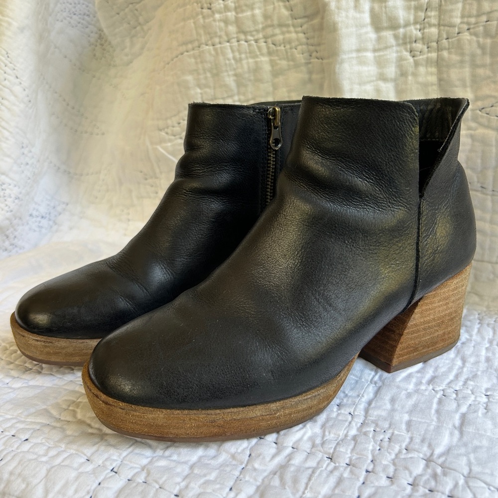 Kork-Ease Leather Ankle Boots
